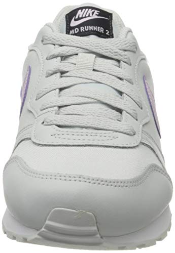 Nike MD Runner 2 (GS), Running Shoe Unisex-Child, Morado (Photon Dust/Iced Lilac-Off NOI 019), 37.5 EU