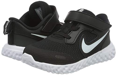 NIKE Revolution 5, Running Shoe, Black/White/Anthracite, 34 EU