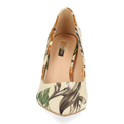 Zapato de Salon, con Tacon de Aguja, Estampado de Flores y de Punta Fina. Primavera Verano 2020. Talla 36 Beige