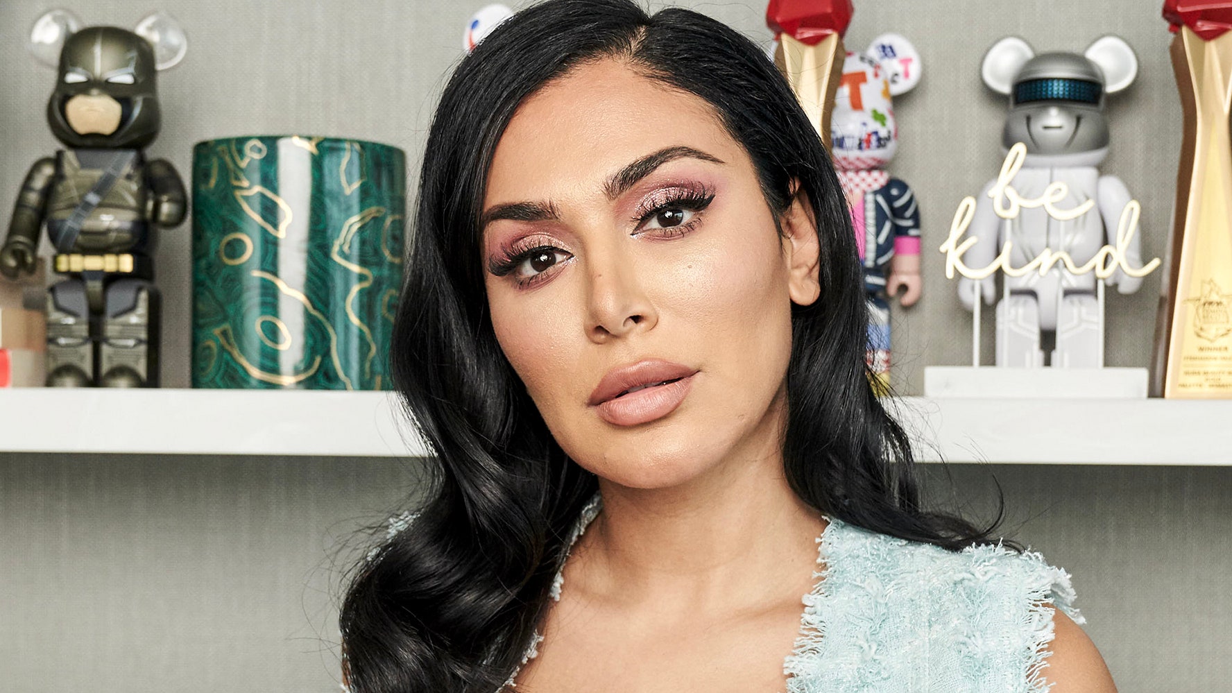 Huda Kattan se sincera sobre su viaje con la pérdida de cabello