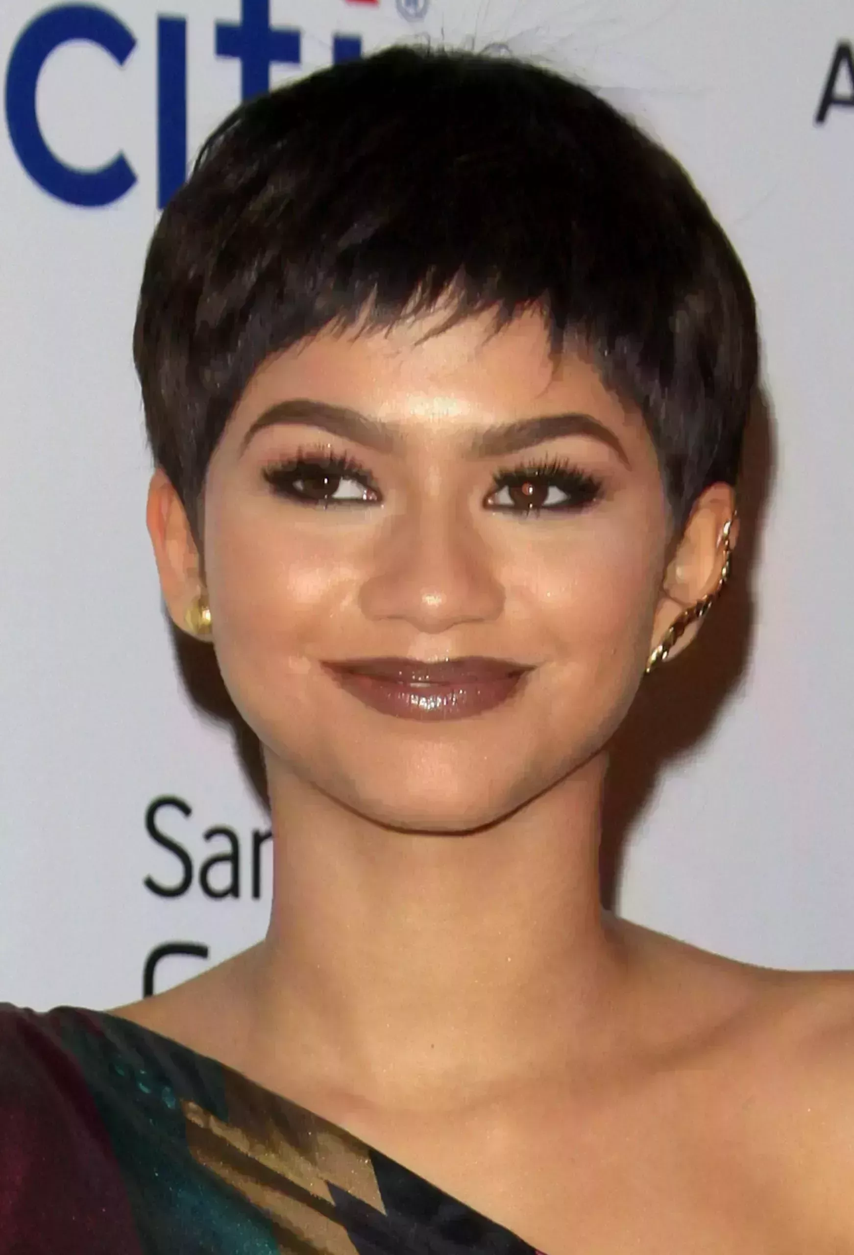 Zendaya’s Microbangs