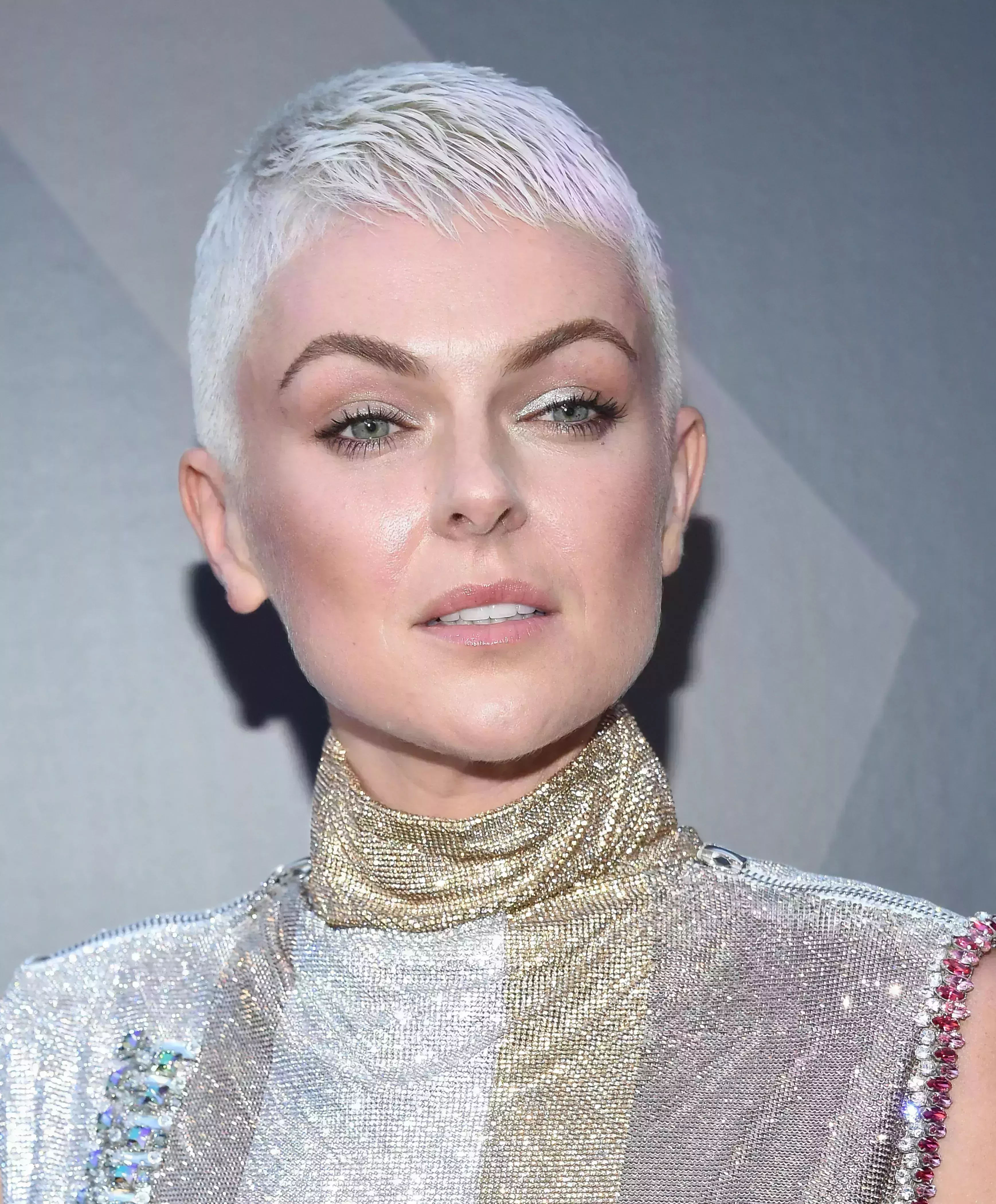 Serinda Swan’s Icy Pixie