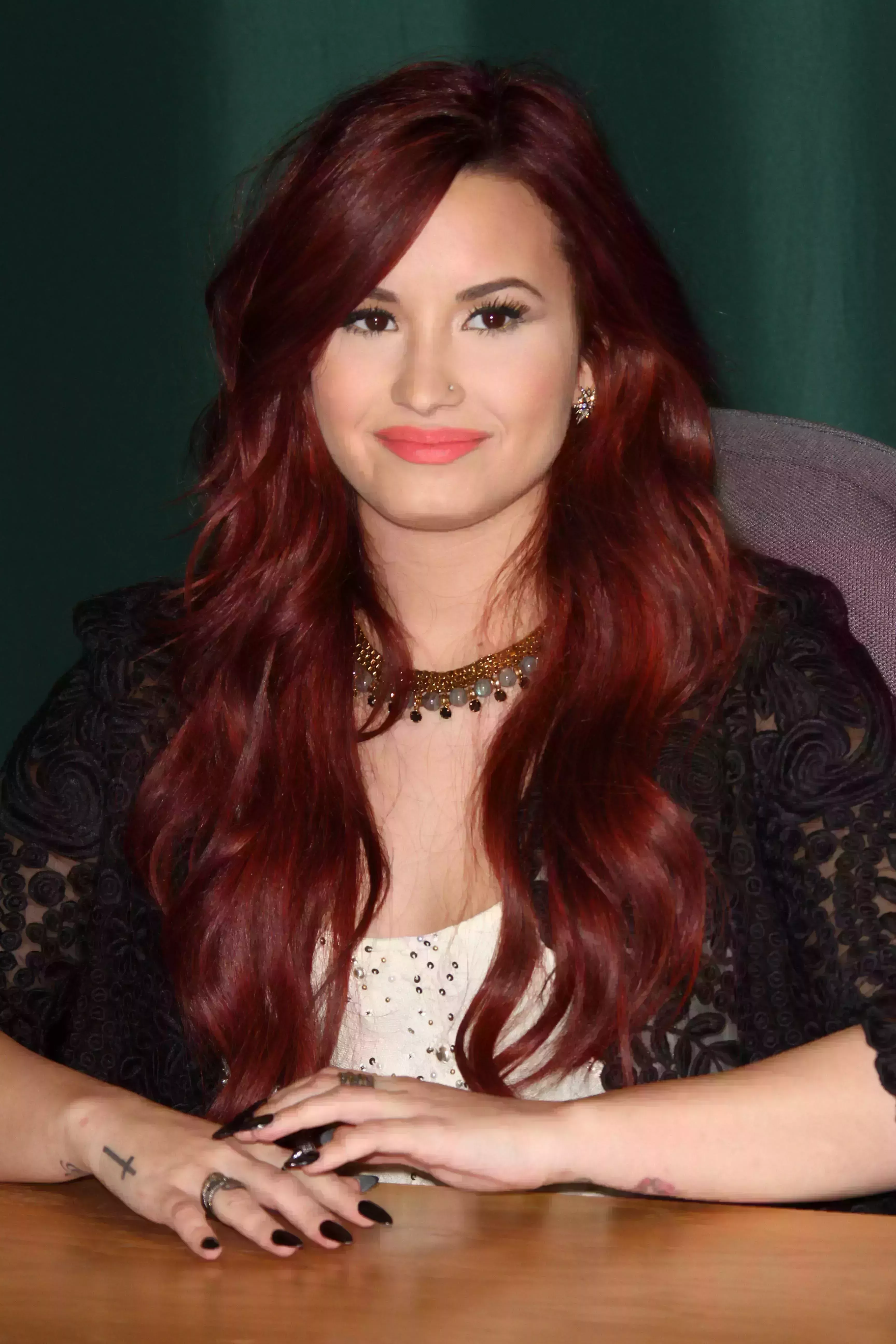 Demi Lovato’s Rich Burgundy Waves