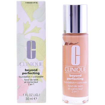 Clinique Base de maquillaje Beyond Perfecting Foundation + Concealer 02-alabaster