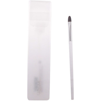 Clinique Pinceles Brush Concealer