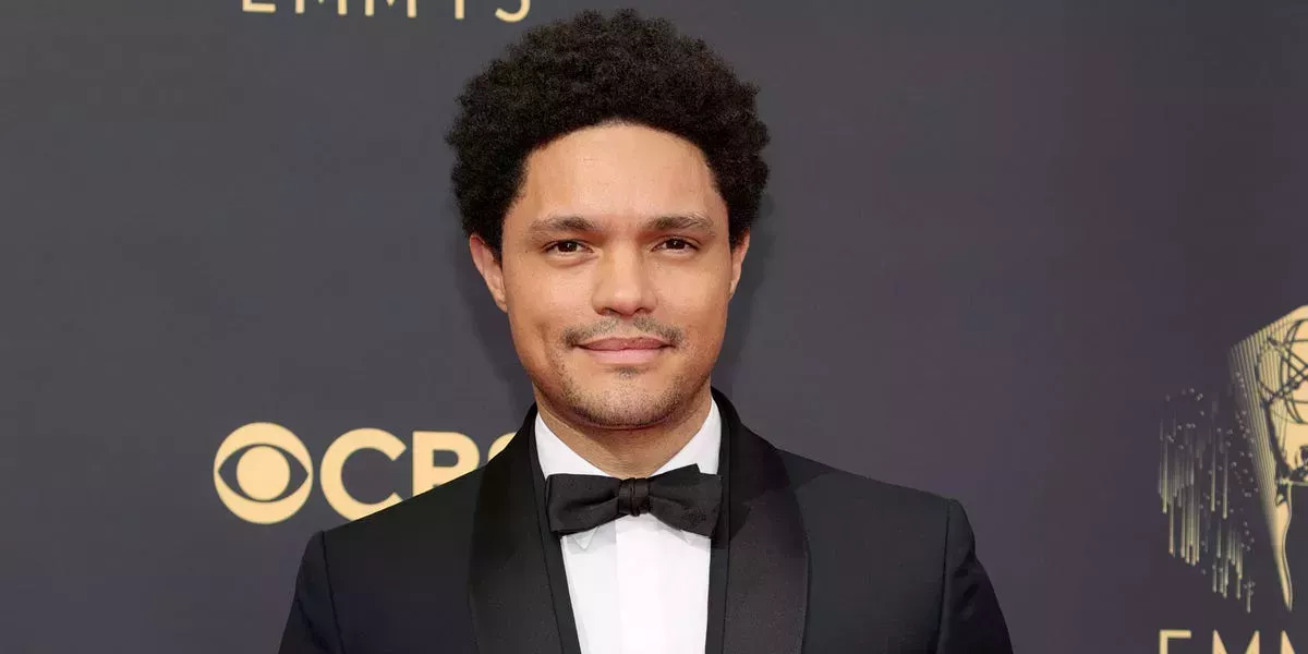 Trevor Noah demanda a un hospital y a un médico de Nueva York por una 