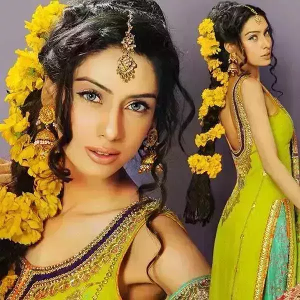 23 Simple And Cute Hairstyles For Mehndi Function This Season