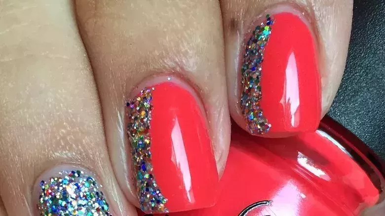 Si eres Capricornio, esta tendencia de nail art es imprescindible para ti