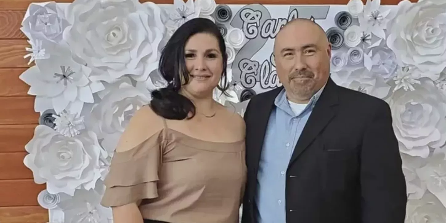 El marido de la maestra asesinada de Uvalde ha muerto de 