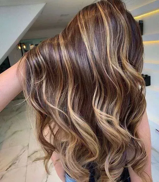 Ideas de balayage para cada color y textura de cabello