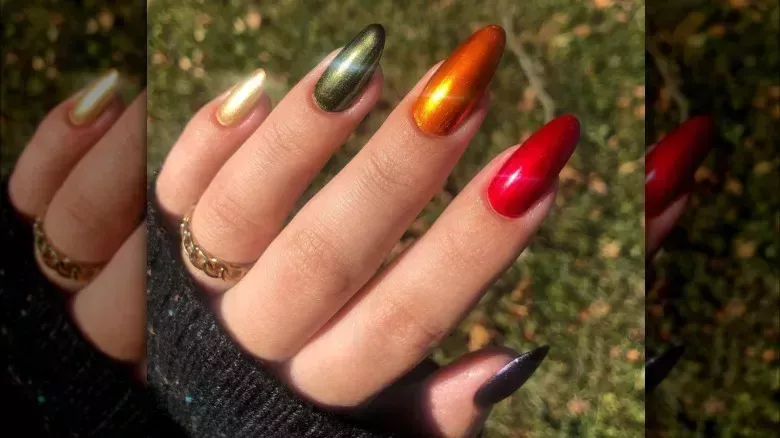 6 ideas de manicura con bolos para calentar tus días de invierno - The List