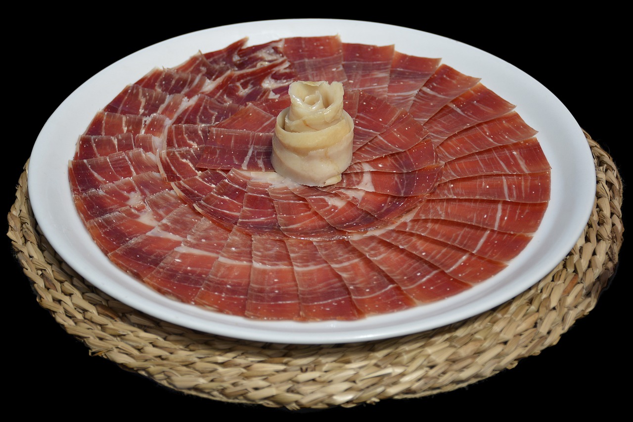 ¿Qué beneficios tiene el jamón serrano?