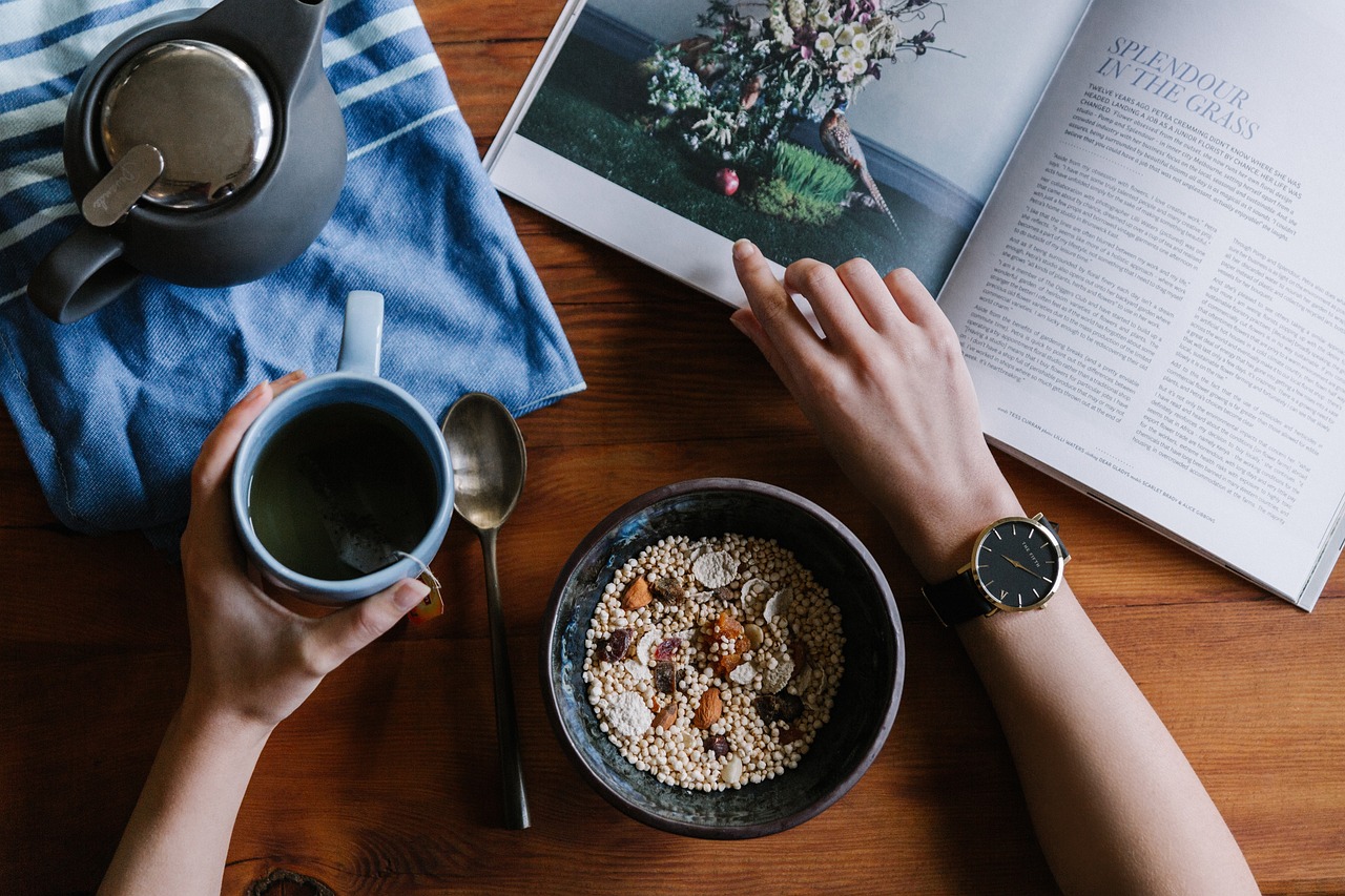 ¿Cómo se debe comer granola?