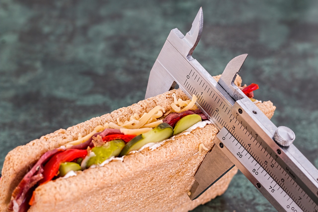 ¿Cuántos carbohidratos comer por día para adelgazar?