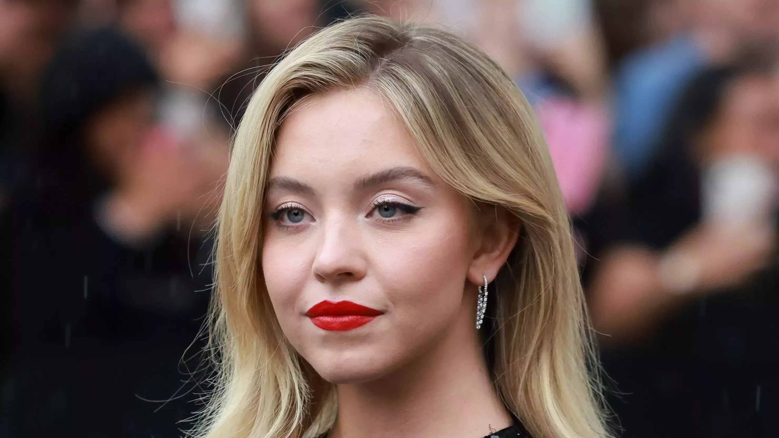 El pelo de Sydney Sweeney es tan brillante que apuesto a que podría verme en él