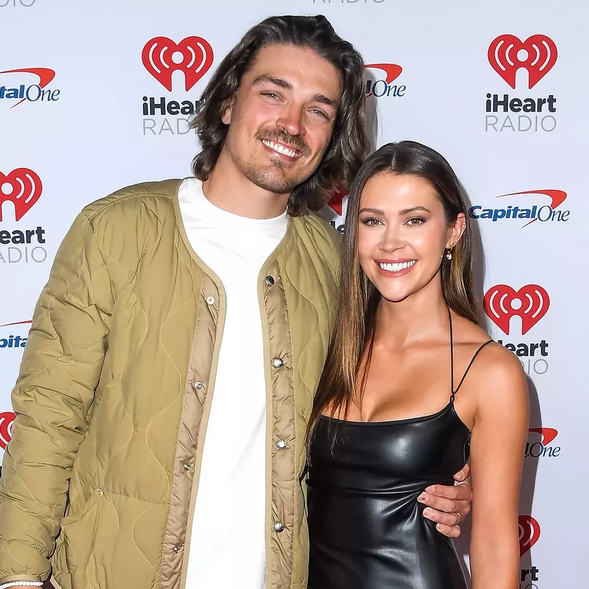 Dean Unglert de Bachelor Nation se casa con Caelynn Miller-Keyes