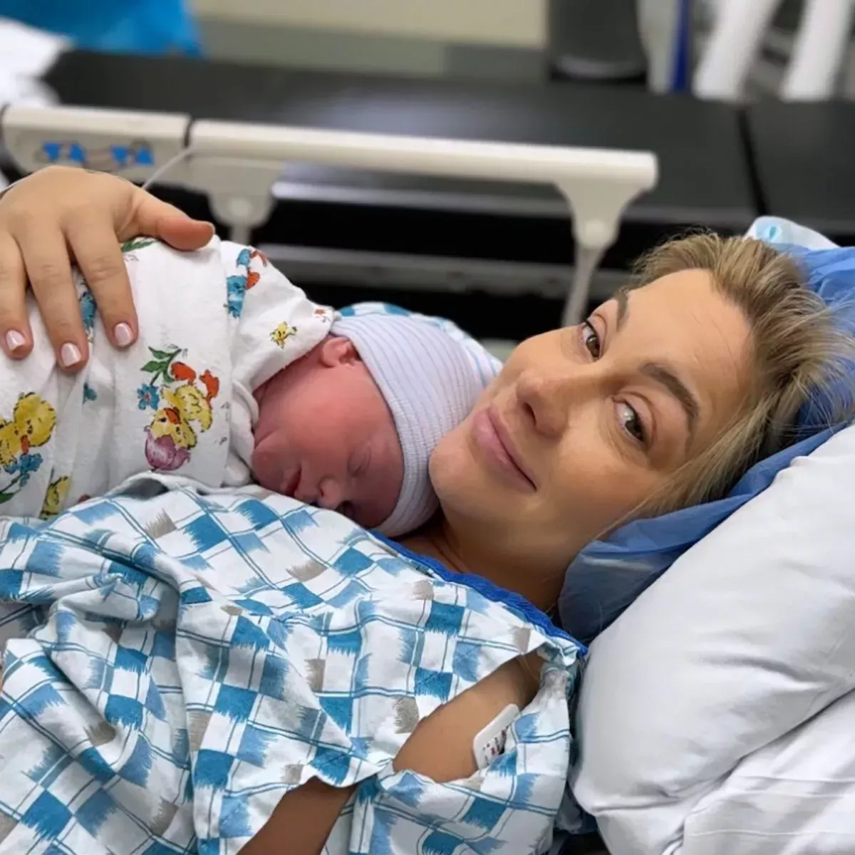 Por qué Shawn Johnson se negó a tomar analgésicos narcóticos tras dar a luz a su tercer hijo por cesárea