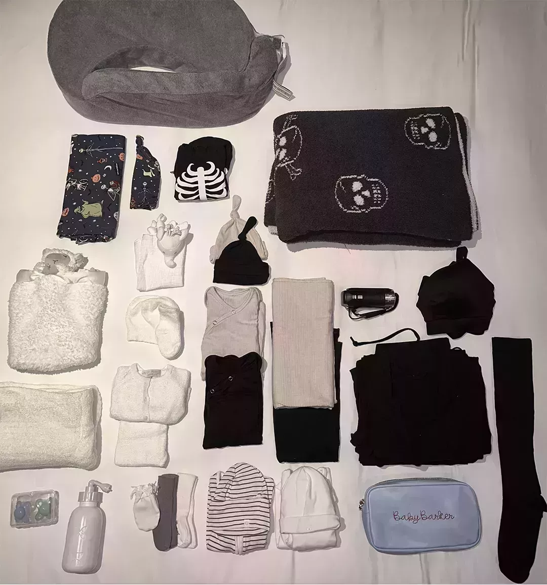 Kourtney Kardashian Barker&#8217;s Hospital Bag