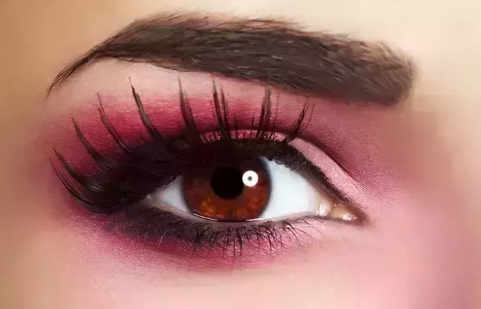 21 Sombras de ojos rojas que debes probar