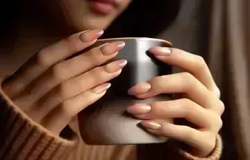 Las 35 mejores ideas de uñas ombré rosas para inspirar tu próxima manicura