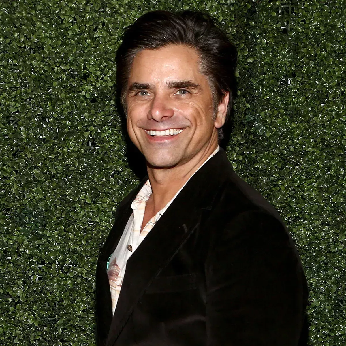 John Stamos comparte una foto inédita del reencuentro de Full House con ...