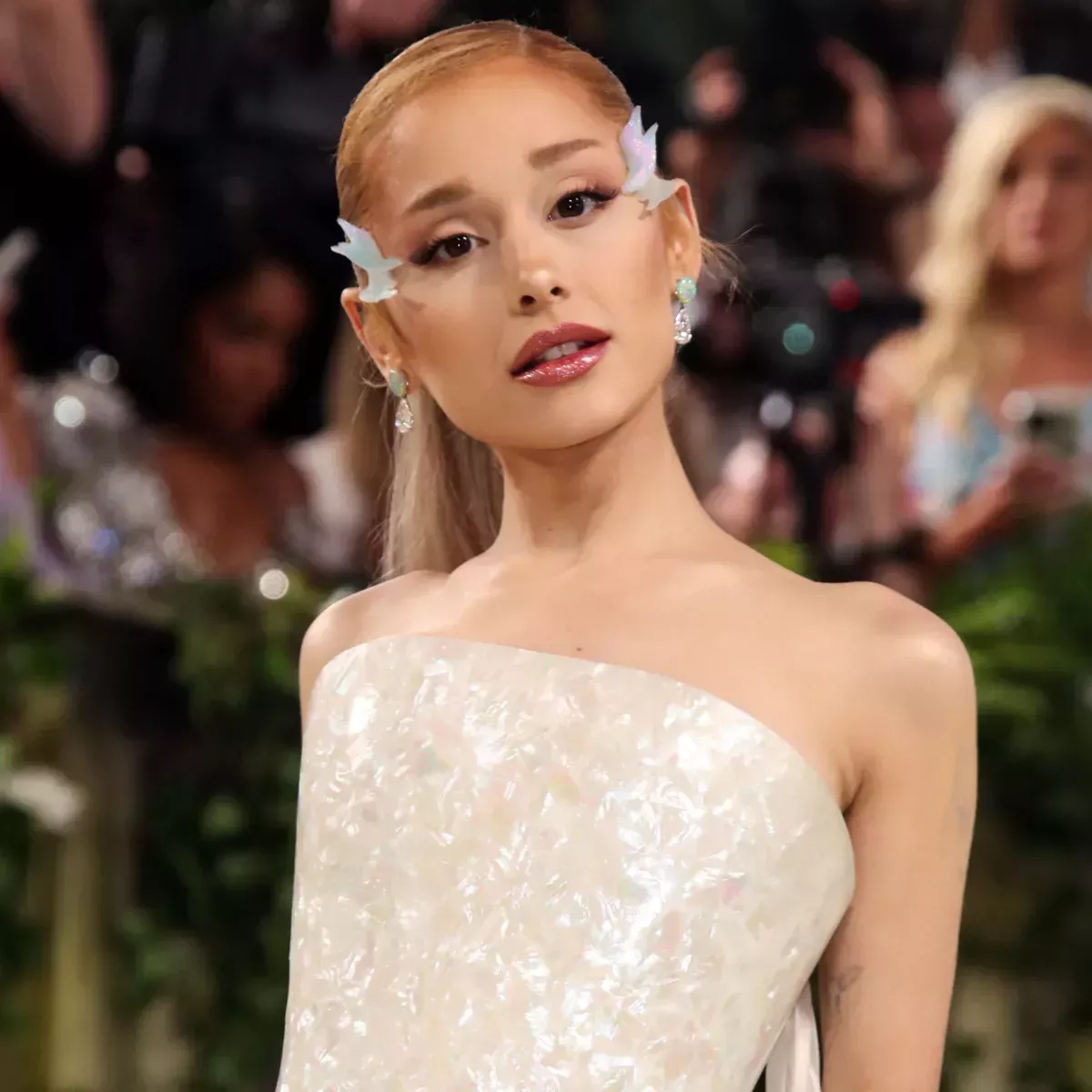 Ariana Grande contraataca a los que la odian por su cambio de voz