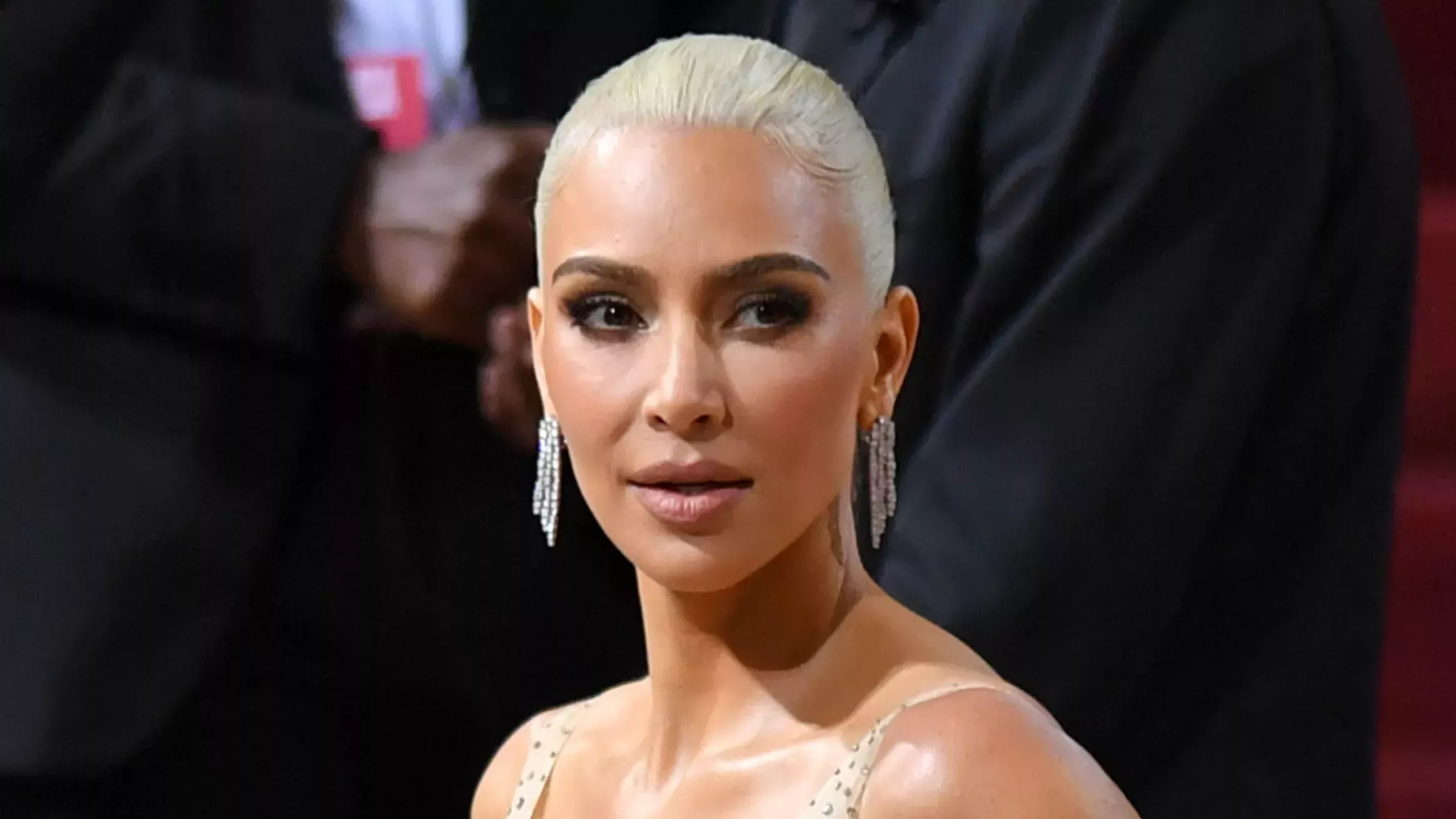 Kim K revela que su psoriasis casi arruina su aparición en la Met Gala 2022