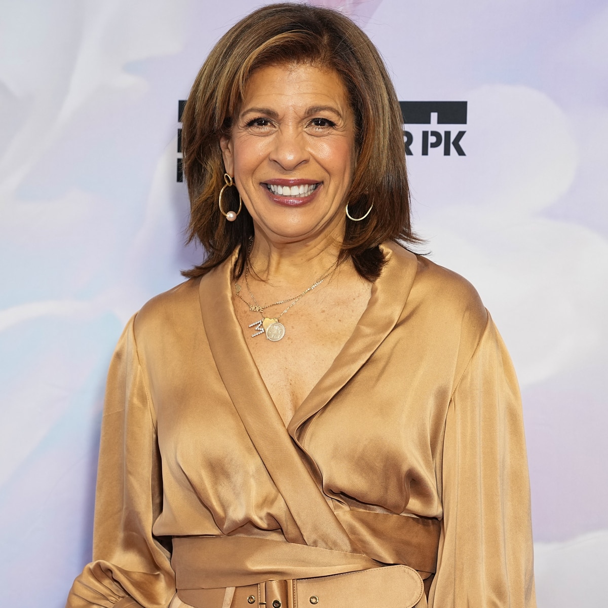 La especial razón por la que Hoda Kotb lució un collar con una &quot;M&quot; al anunciar su salida del Today Show