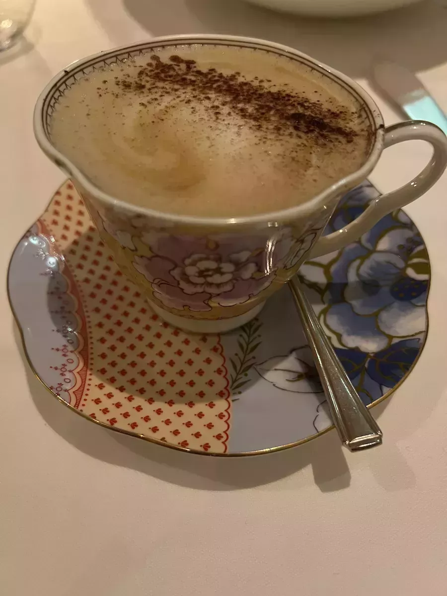 latte with cinnamon