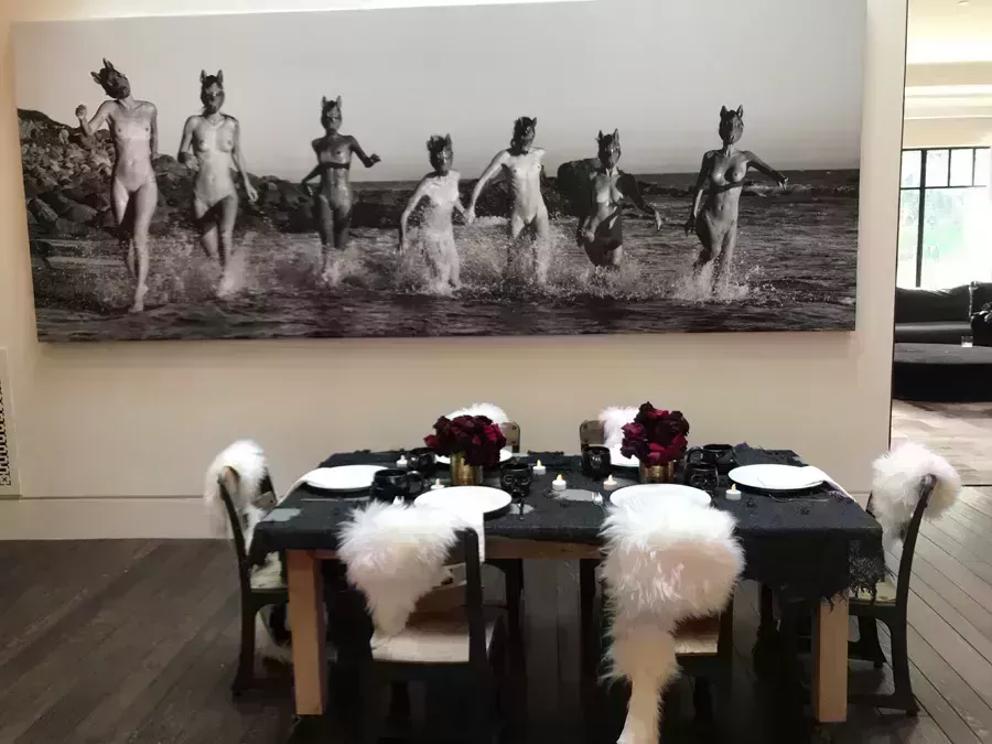 Kourtney Kardashian Halloween table