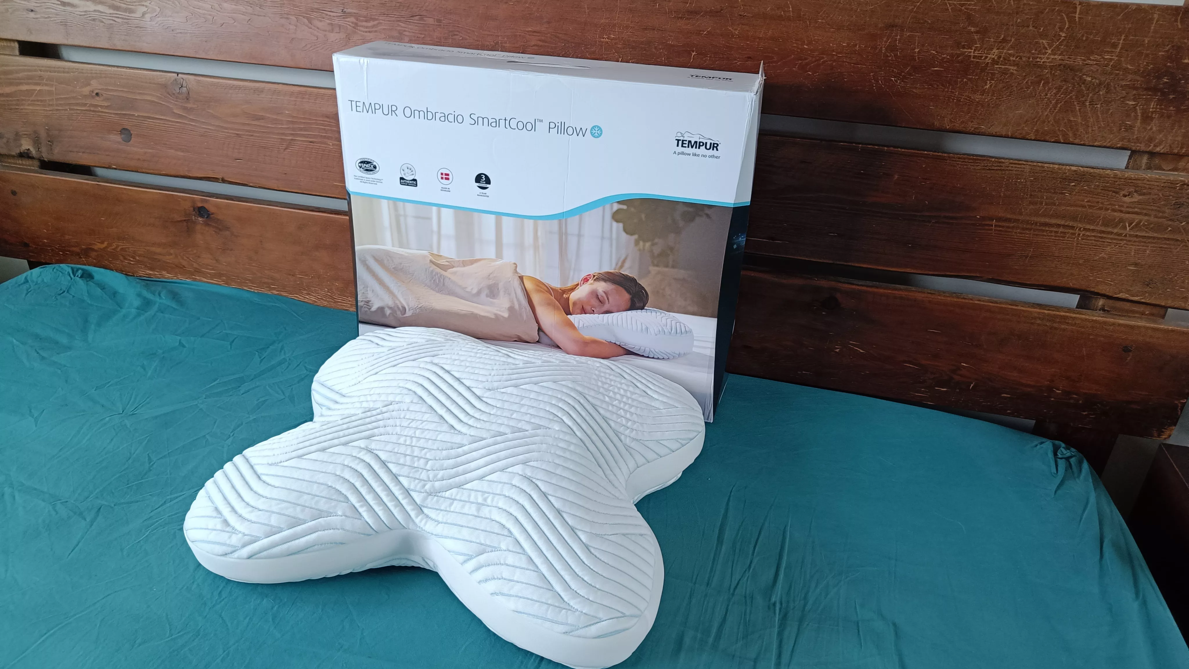 Reseña de la almohada Tempur Ombracio SmartCool: cómoda y fresca, pero con una forma extraña