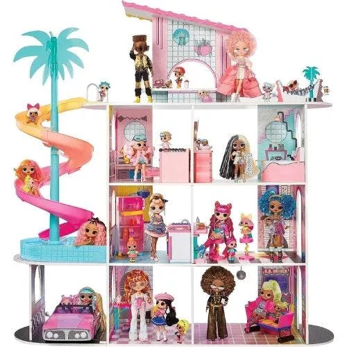 L.O.L. Surprise OMG Fashion House Playset