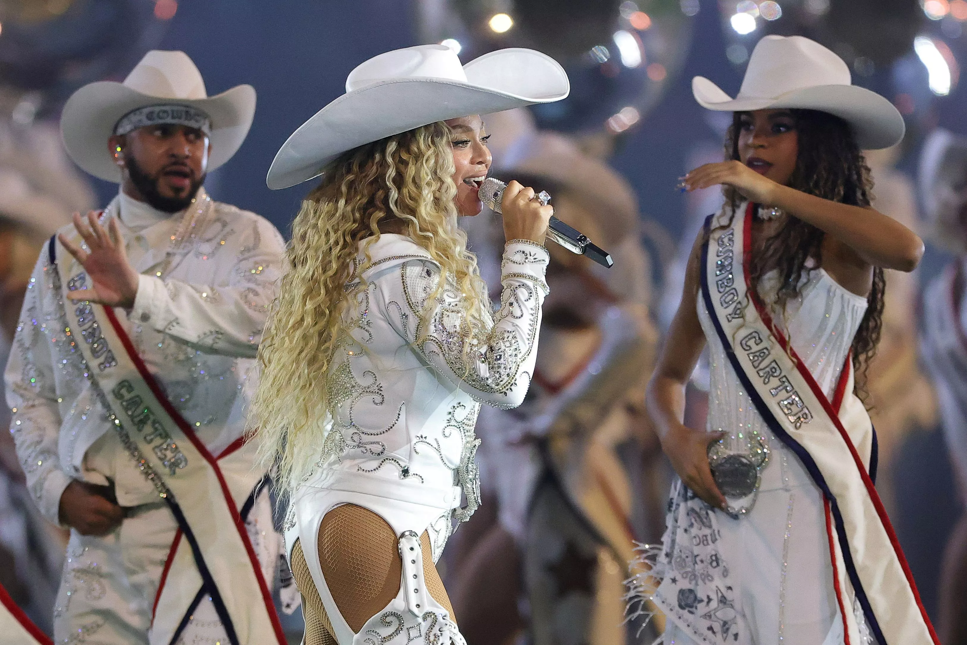 ¿Notaste el cambio de letra de Beyoncé en 'Texas Hold 'Em'?