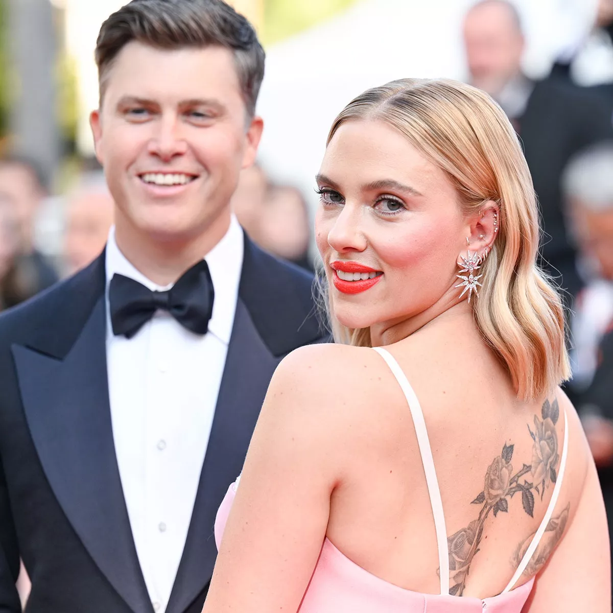 Scarlett Johansson reacciona a la broma NSFW de su esposo Colin Jost en SNL