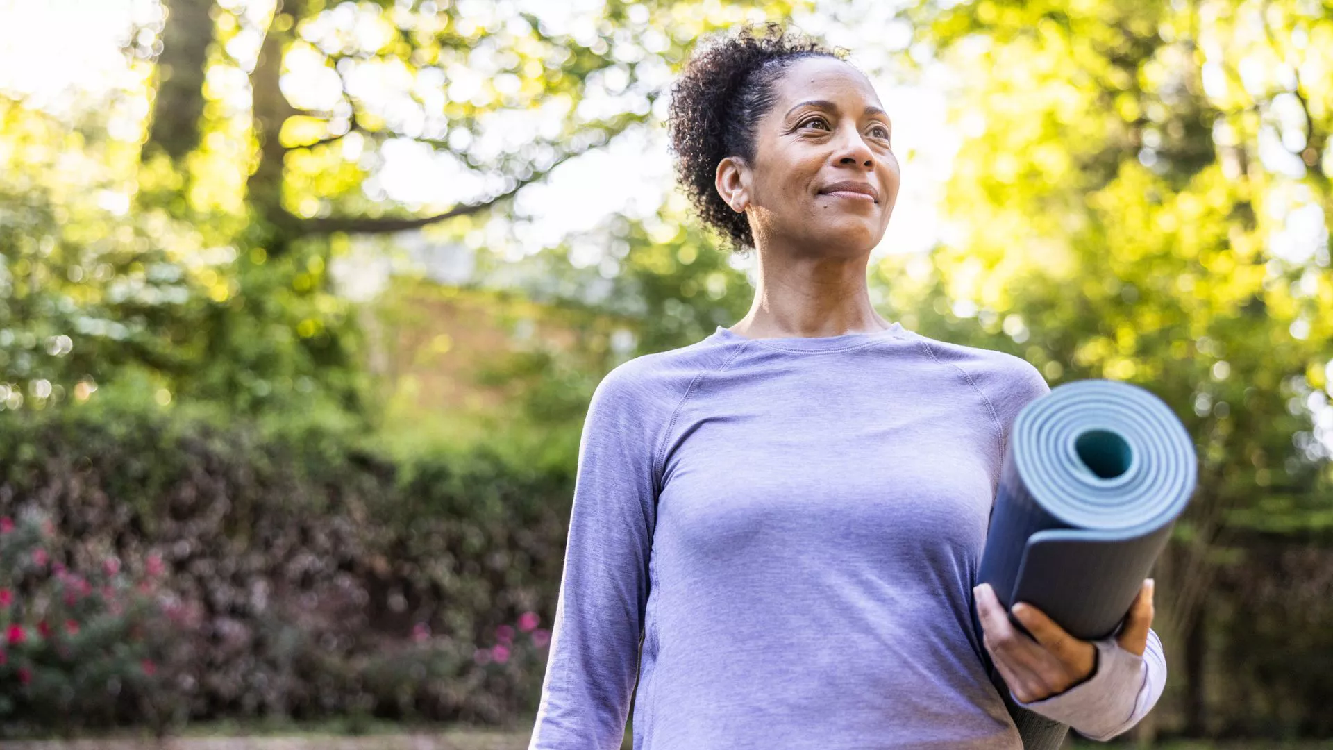 32 consejos útiles de yoga para ayudar a los principiantes a encontrar su flujo