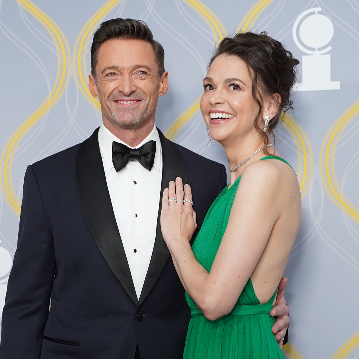 Hugh Jackman y Sutton Foster Confirman que Están Salindo