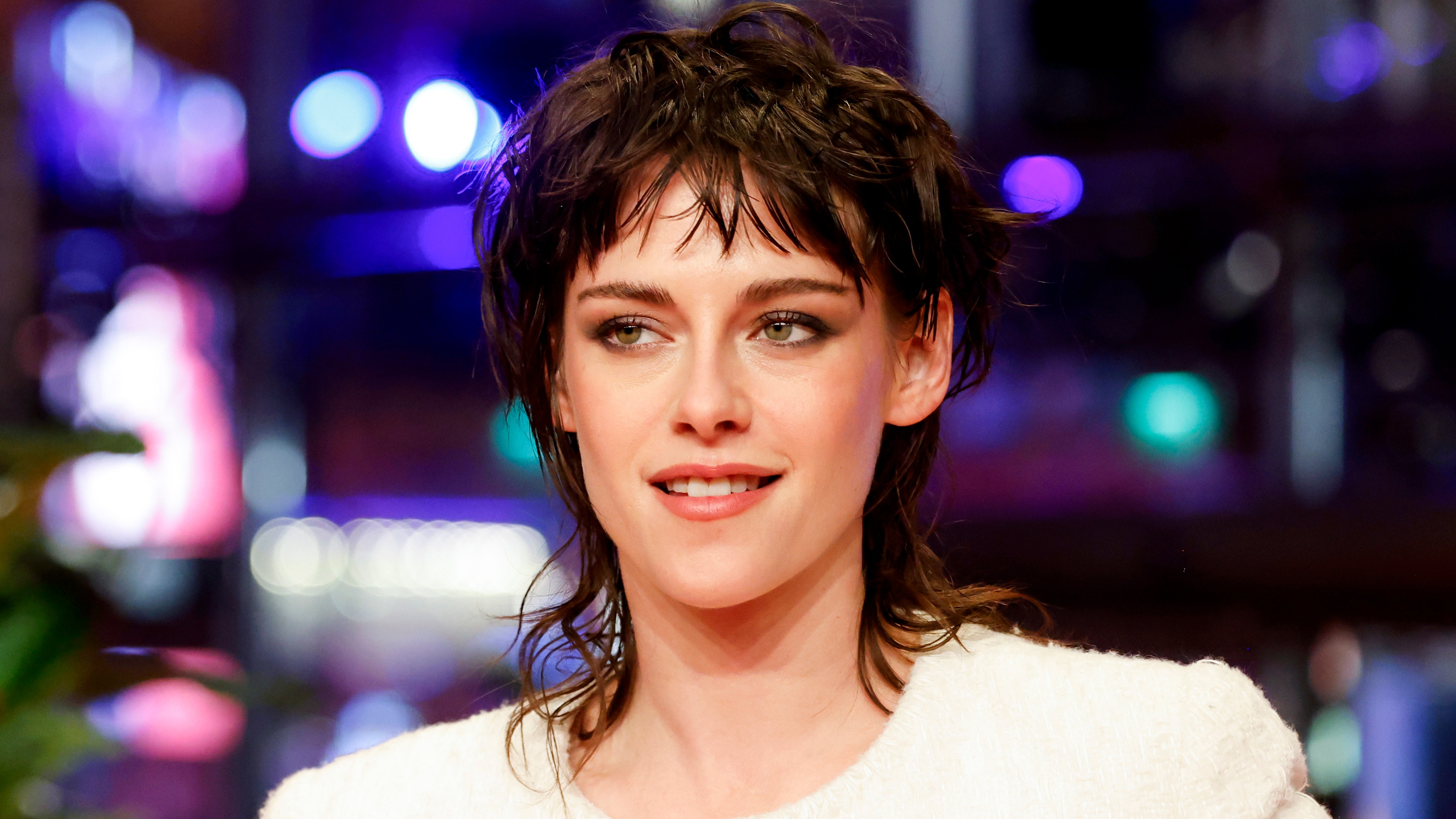 Kristen Stewart Ha Hecho un Triunfante Regreso al Cabello Rubio Hipster