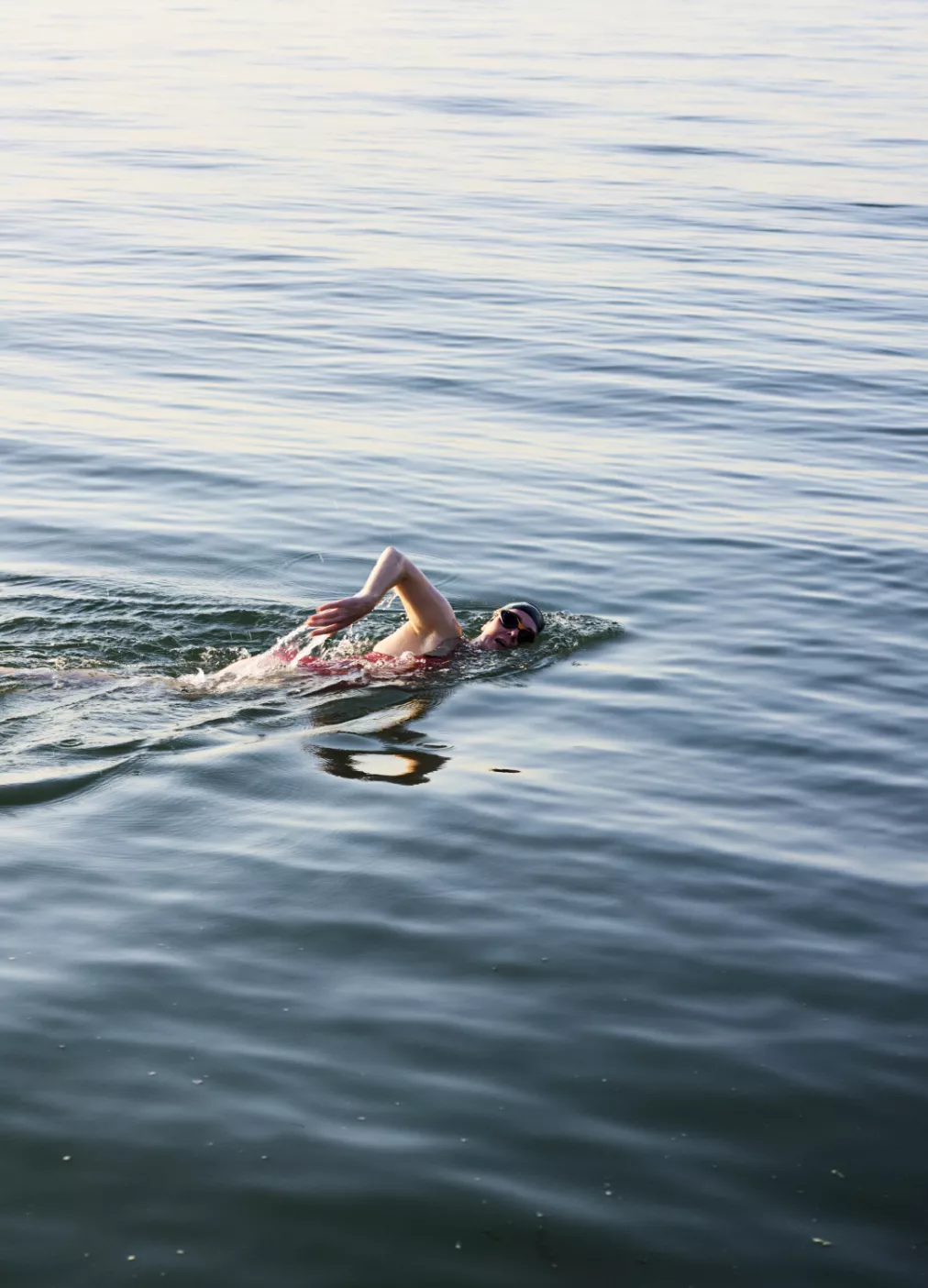 Grandes razones para probar la natación en aguas abiertas, desde una conversión al agua fría