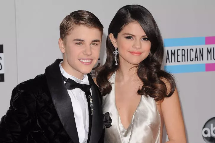 Las críticas sobre el nuevo álbum de Selena Gomez y Benny Blanco