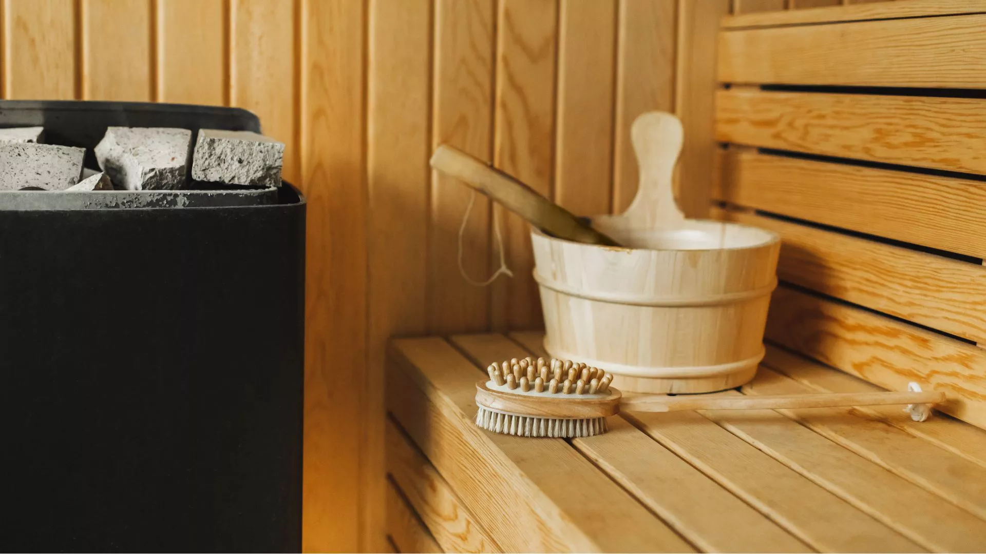 Consejos de Davina McCall para una vida saludable - desde dejar el teléfono hasta correr bajo la lluvia