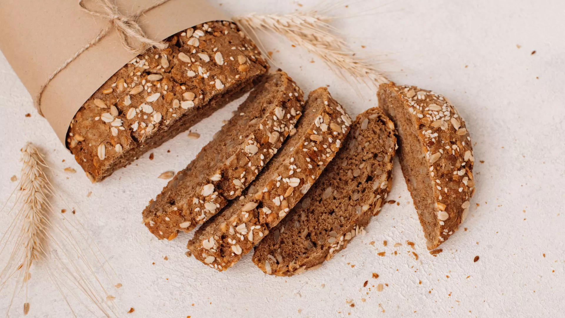 Consejos de Davina McCall para una vida saludable - desde dejar el teléfono hasta correr bajo la lluvia