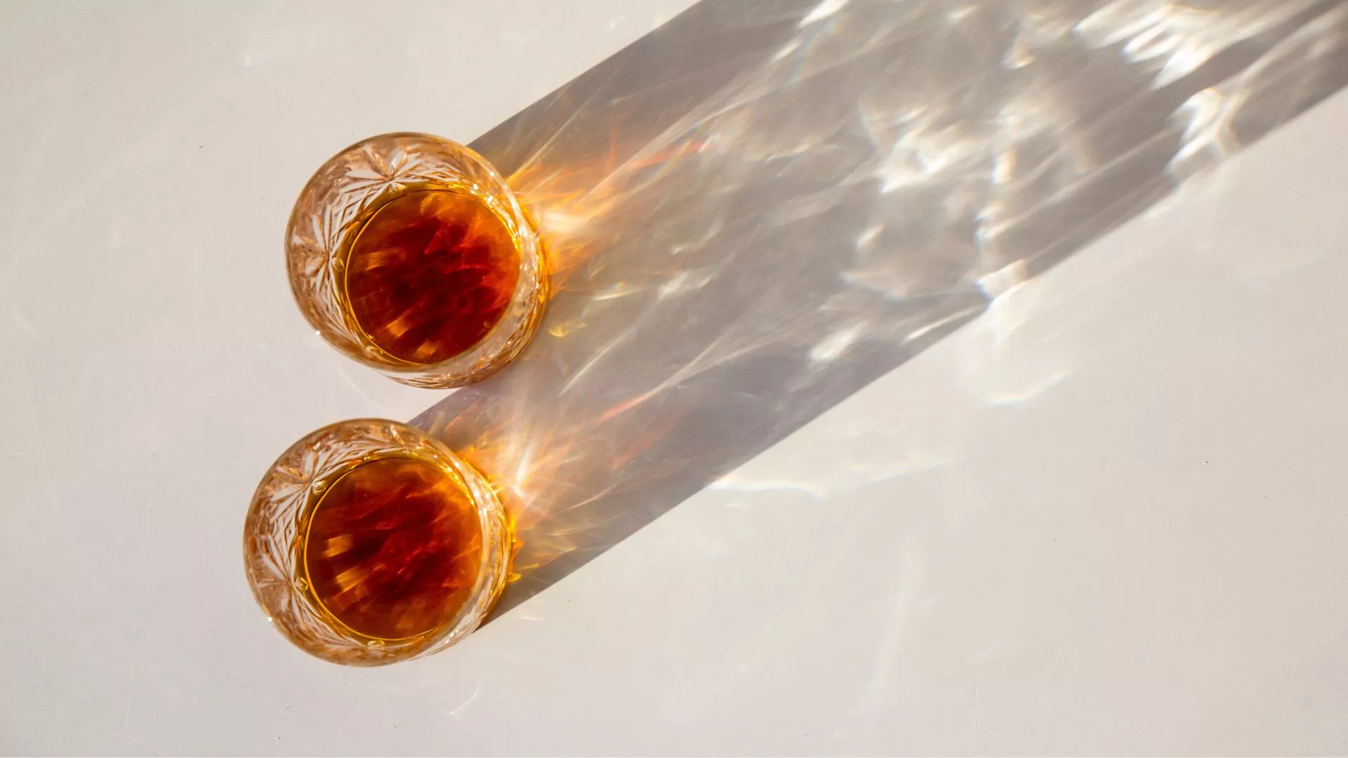 Consejos de Davina McCall para una vida saludable - desde dejar el teléfono hasta correr bajo la lluvia