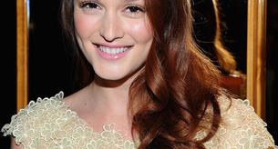 Leighton Meester abre su bolsa de maquillaje