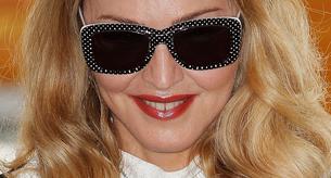 Más looks del Festival de Venecia: Madonna, Kate Winslet y Bar Rafaeli