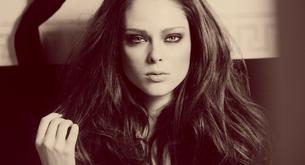 Coco Rocha, una modelo que se maquilla