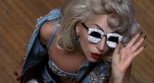 Repasamos los looks imposibles del vídeo de Marry the Night de Lady Gaga