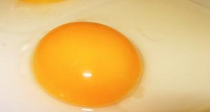 ¿Es malo comer un huevo en el desayuno?