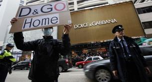 Dolce & Gabbana pide disculpas por los problemas en la tienda en Hong Kong