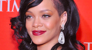 Rihanna suavizó su look con este maquillaje elegante para la fiesta de Time