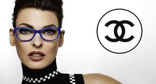 Linda Evangelista es la nueva imagen para las gafas de Chanel